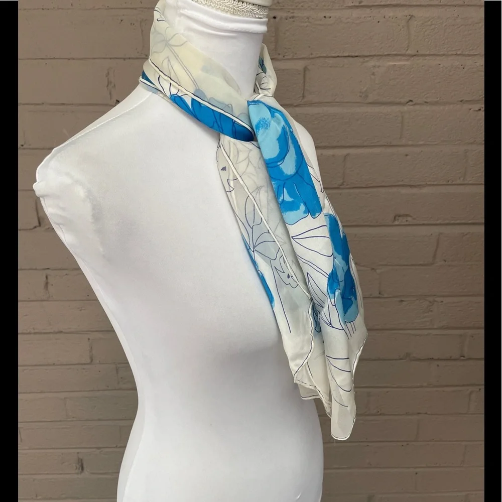 Vintage Vera Floral Print scarf